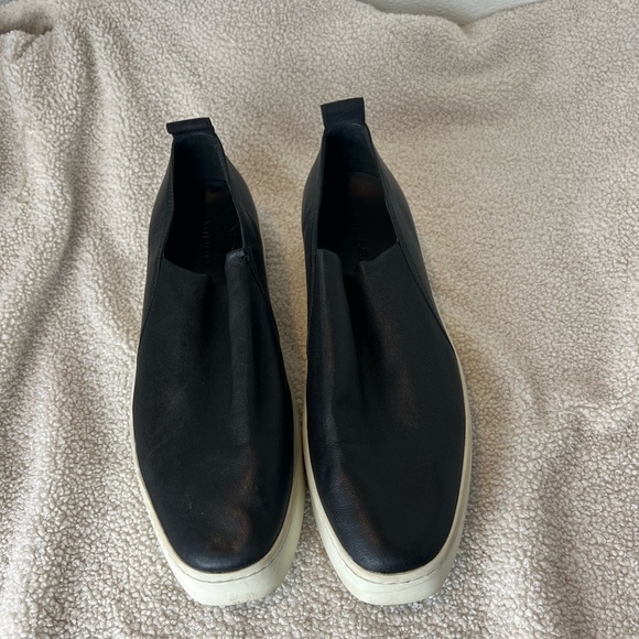 Vince Saxon Slip-On Sneaker 9 (39.5) | Mercari VINCE Saxon Square Toe Leather Black Slip On Sneaker Womens 8